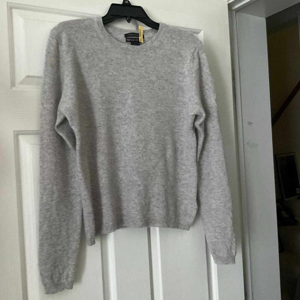 100% grey cashmere sweater Tahari Pure Luxe - Picture 2 of 6